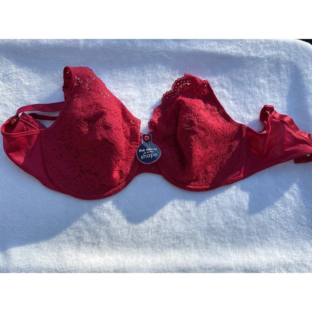 38DD Vintage PLAYTEX SECRETS Style 4728 Red Lace Slimming Full Coverage UW Bra